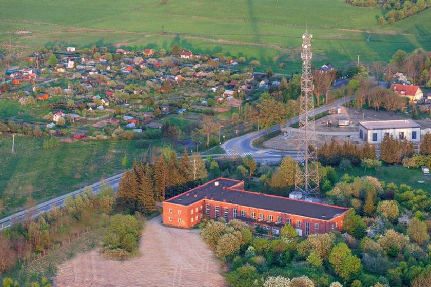 Czy warto inwestować w nieruchomości poprzemysłowe? Koszty, ryzyka i potencjał